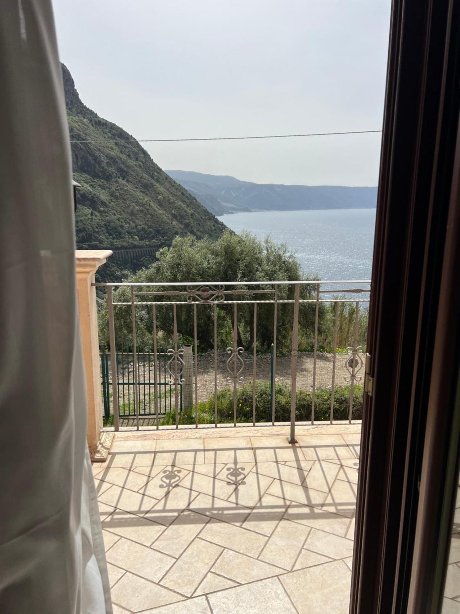 Ferienwohnung La Marinella Palmi Exterior foto