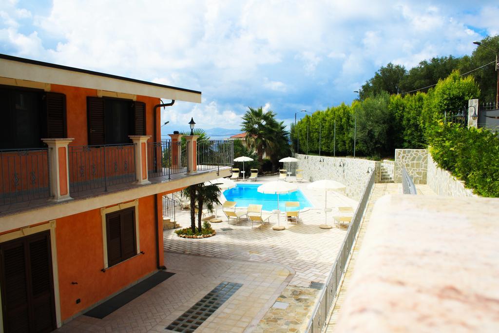 Ferienwohnung La Marinella Palmi Exterior foto