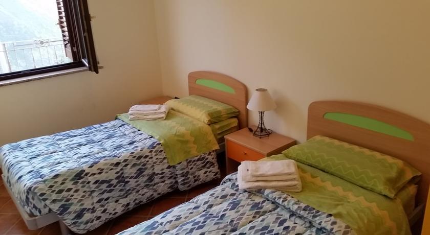 Ferienwohnung La Marinella Palmi Zimmer foto