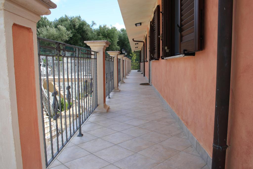 Ferienwohnung La Marinella Palmi Exterior foto