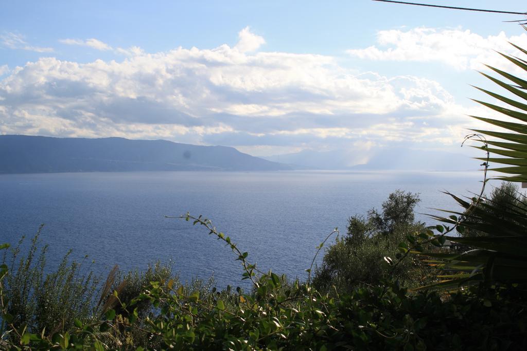 Ferienwohnung La Marinella Palmi Exterior foto