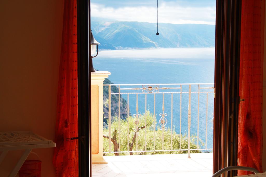 Ferienwohnung La Marinella Palmi Exterior foto