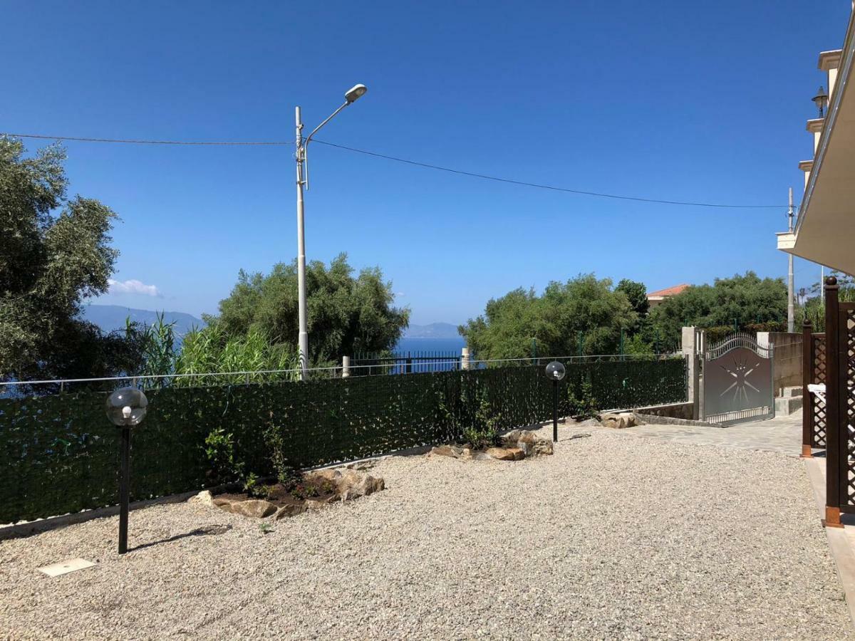 Ferienwohnung La Marinella Palmi Exterior foto